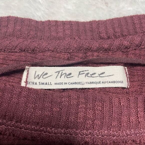 We the Free Sweater Womens XS Red Long Sleeve Og Thermal Pullover - Picture 4 of 11